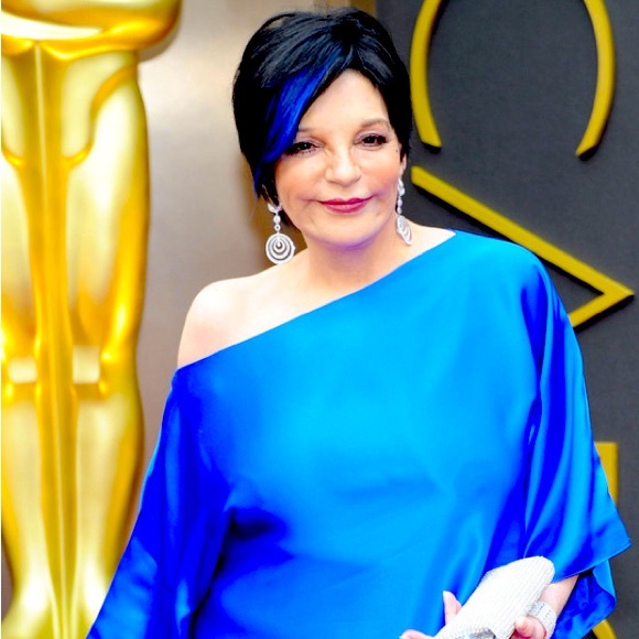 Meet your Posher, Nicole - Picture 2 of 2